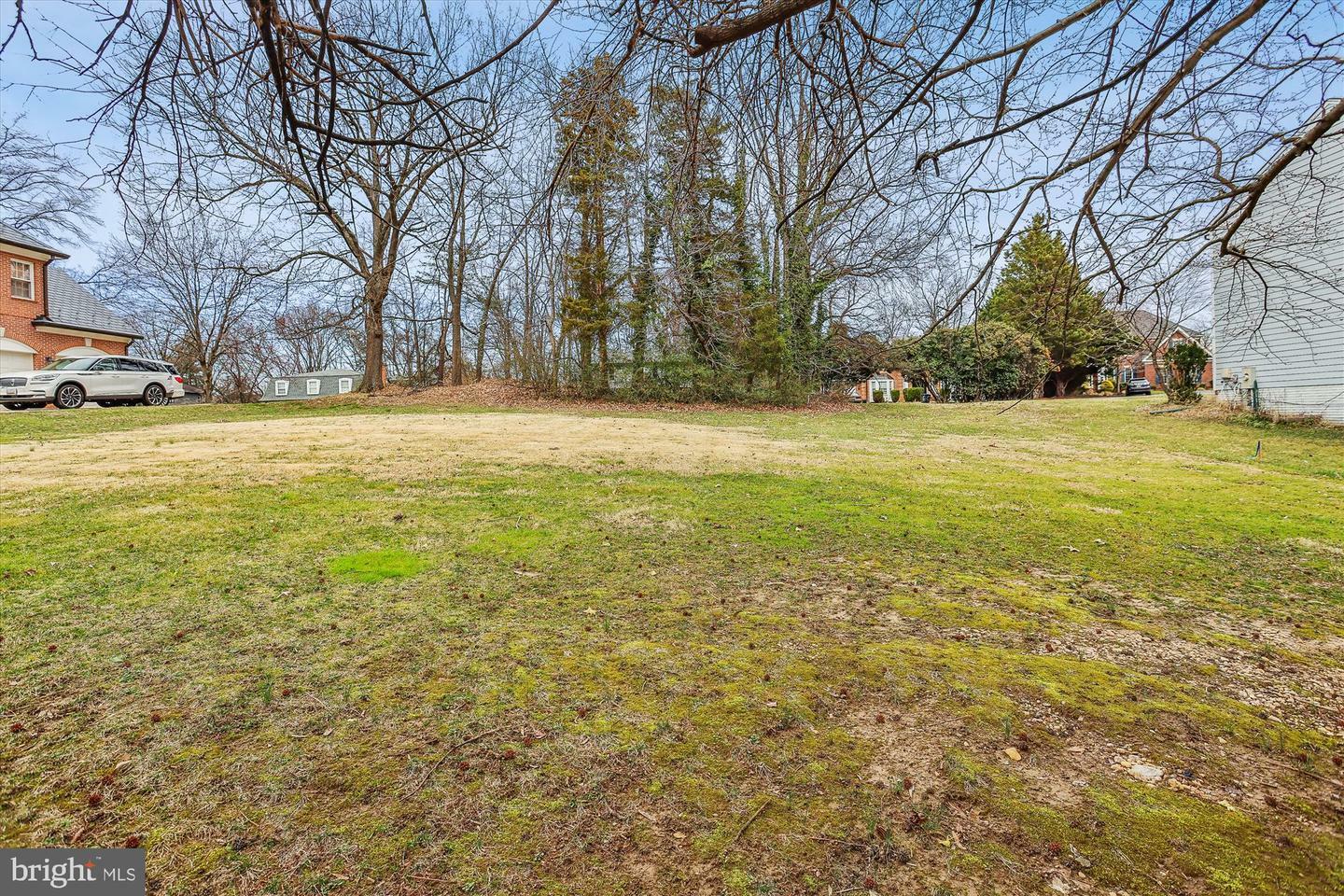 Property Photo:  7011 Partridge Place  MD 20782 