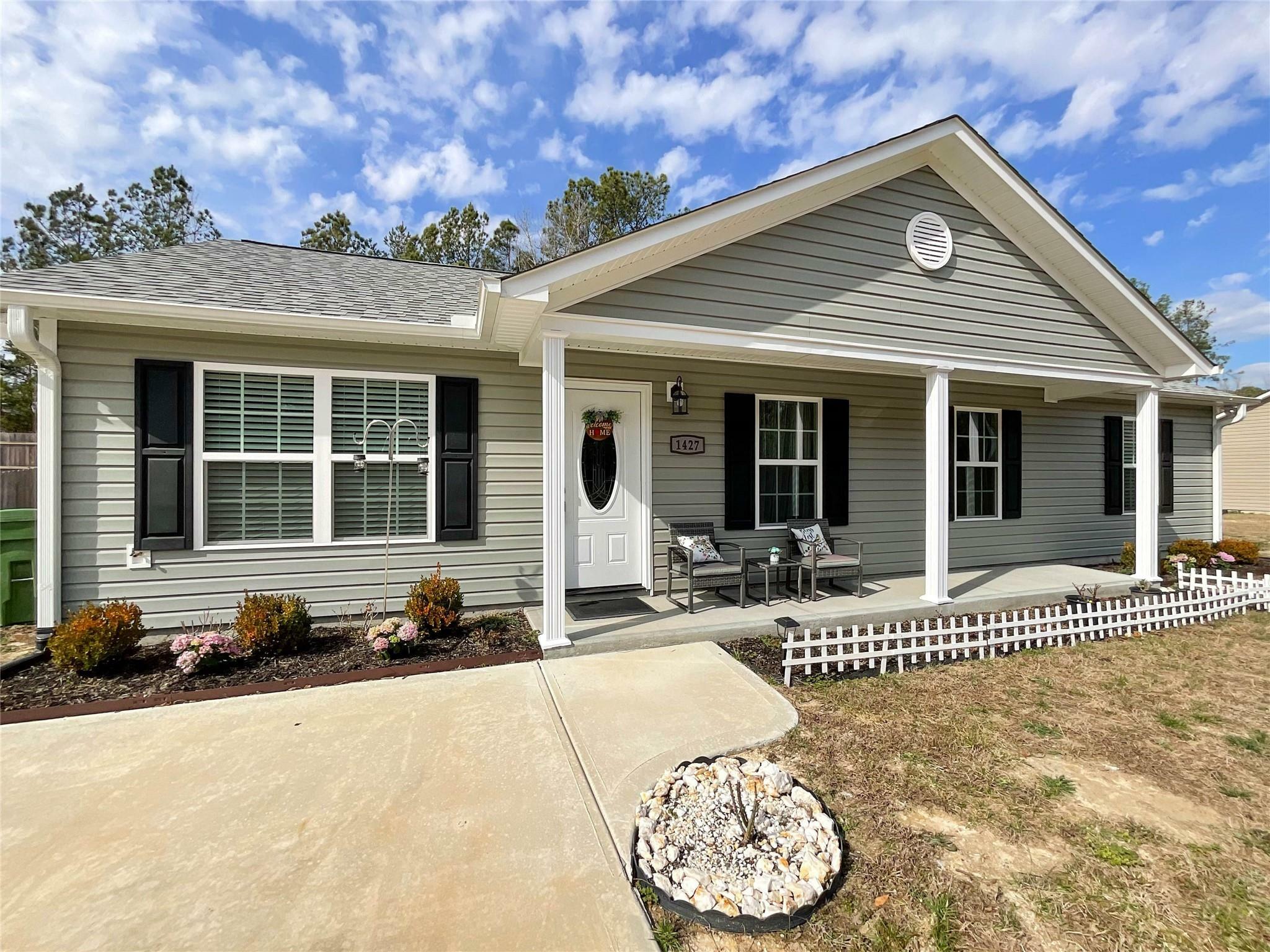 Property Photo:  1427 Foxbrook Circle  SC 29720 