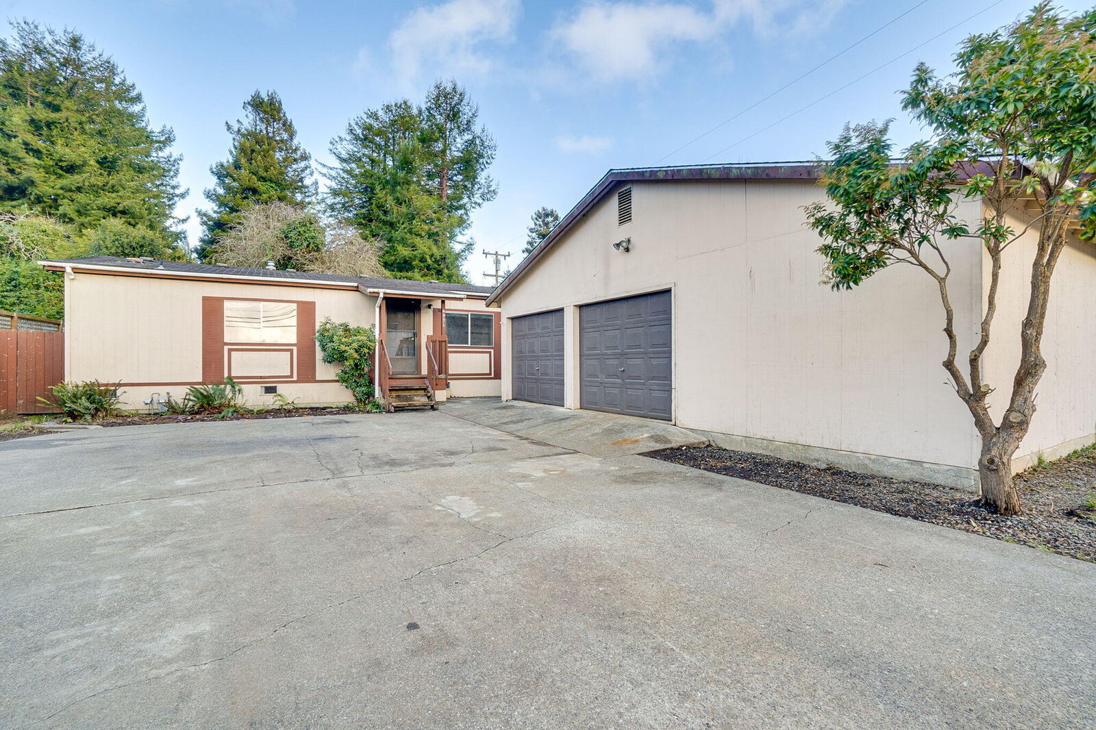 Property Photo:  4571 Campton Road  CA 95503 