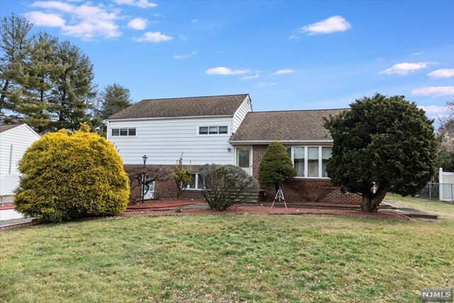 Property Photo:  250 Valley Road  NJ 07470 