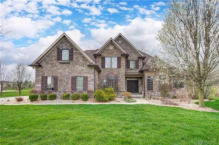 1751 Grand Cypress Boulevard  Clearcreek Twp OH 45068 photo