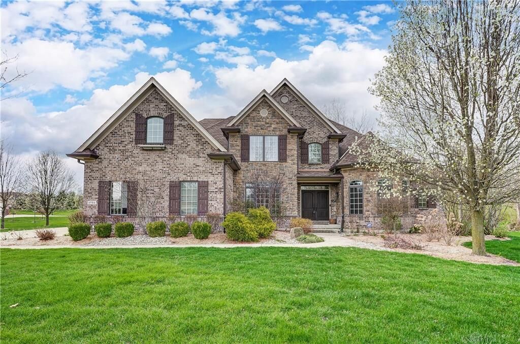 Property Photo: 1751 Grand Cypress Boulevard OH 45068