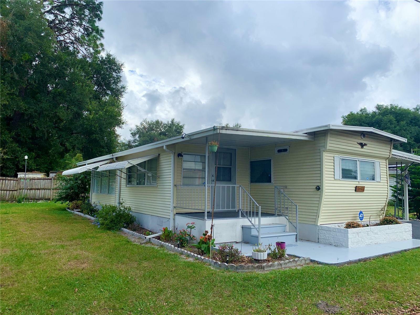 Property Photo:  37432 Hammond Drive  FL 33541 