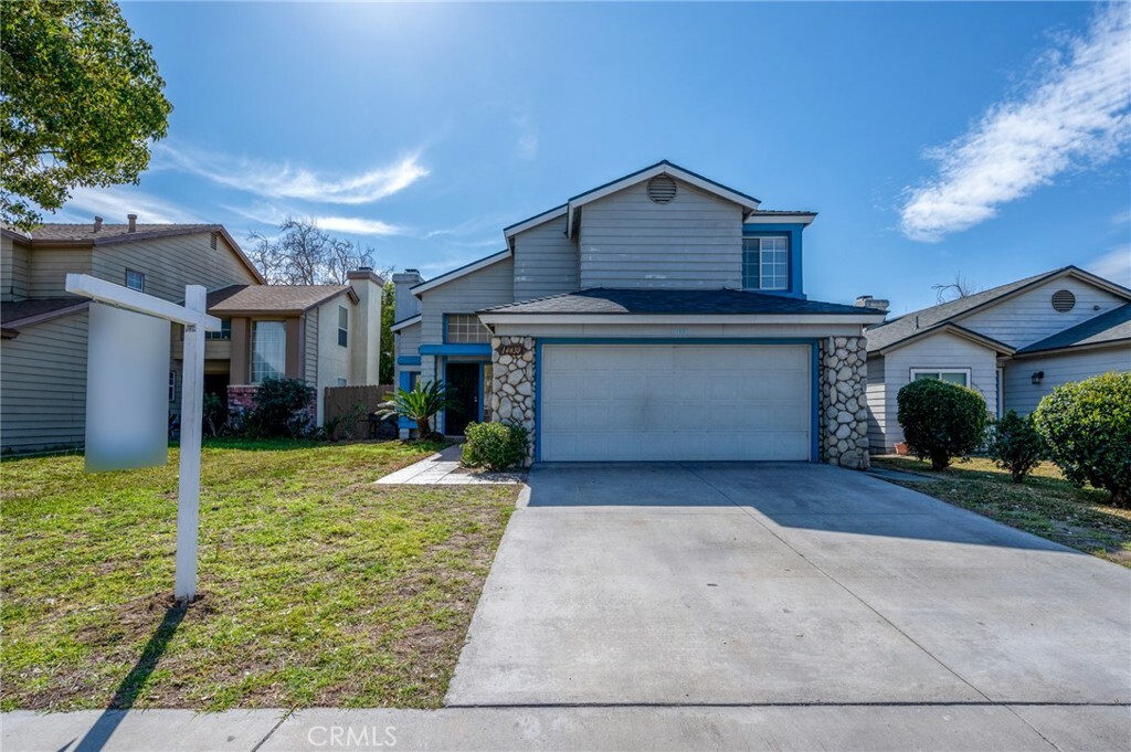 Property Photo:  14039 Weeping Willow Lane  CA 92337 