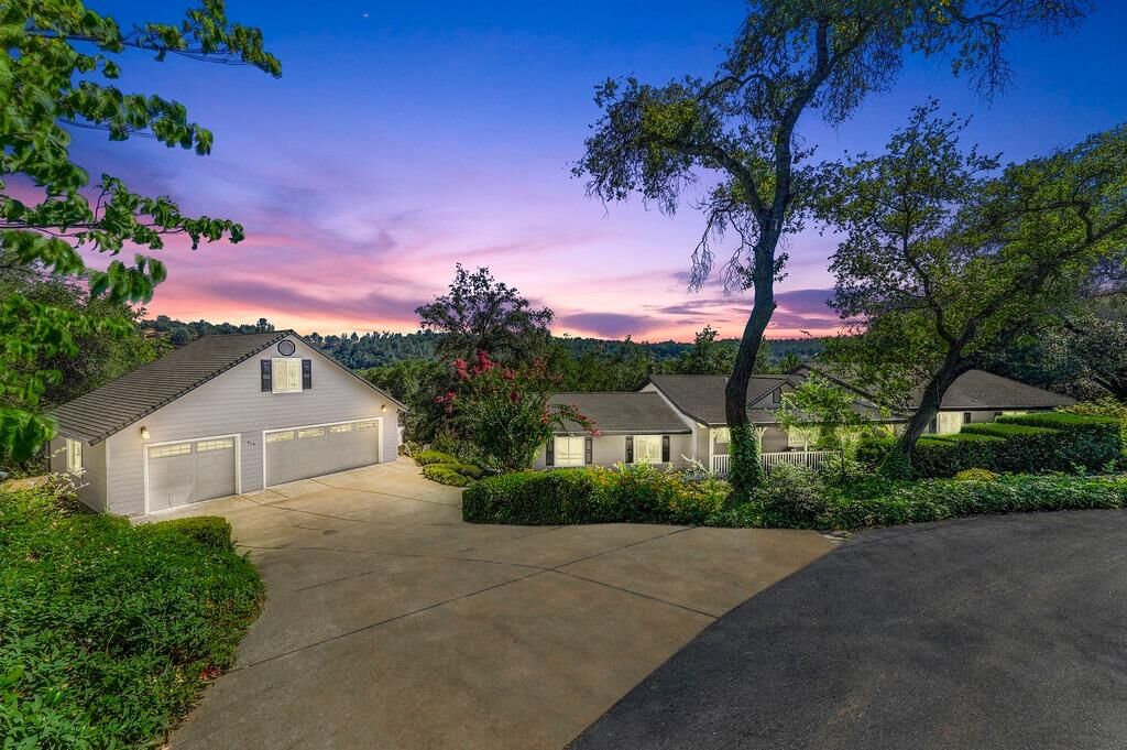 Property Photo: 340 Lehi Lane CA 95658