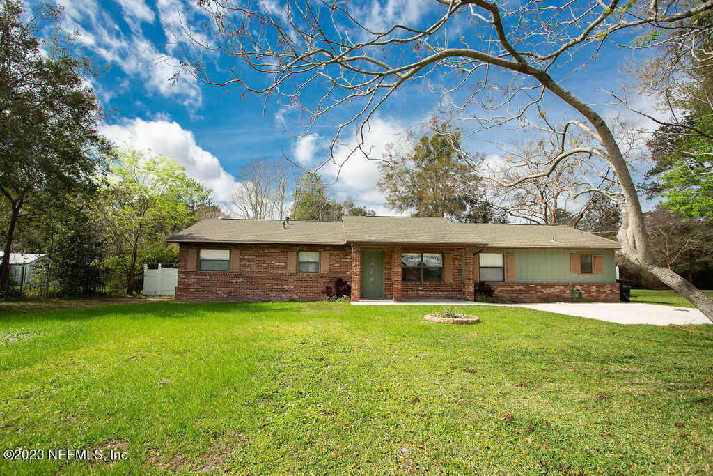 Property Photo:  135 Underwood Drive  FL 32177 