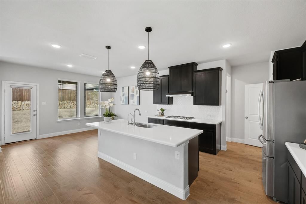 Property Photo:  6428 Dolan Falls Drive  TX 76226 