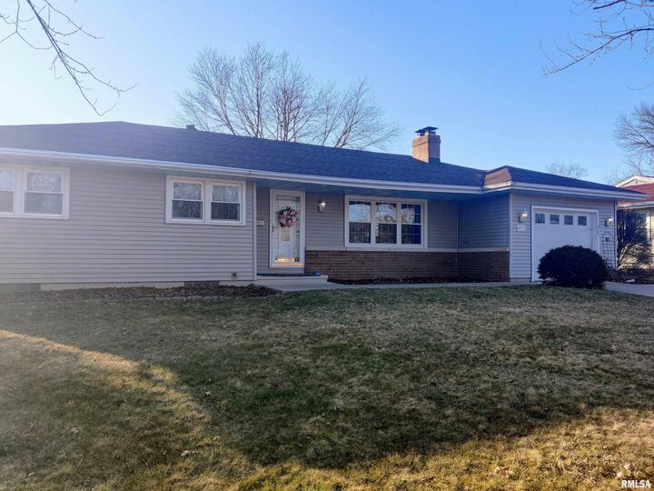 4023 N Keenland Avenue  Peoria IL 61614 photo