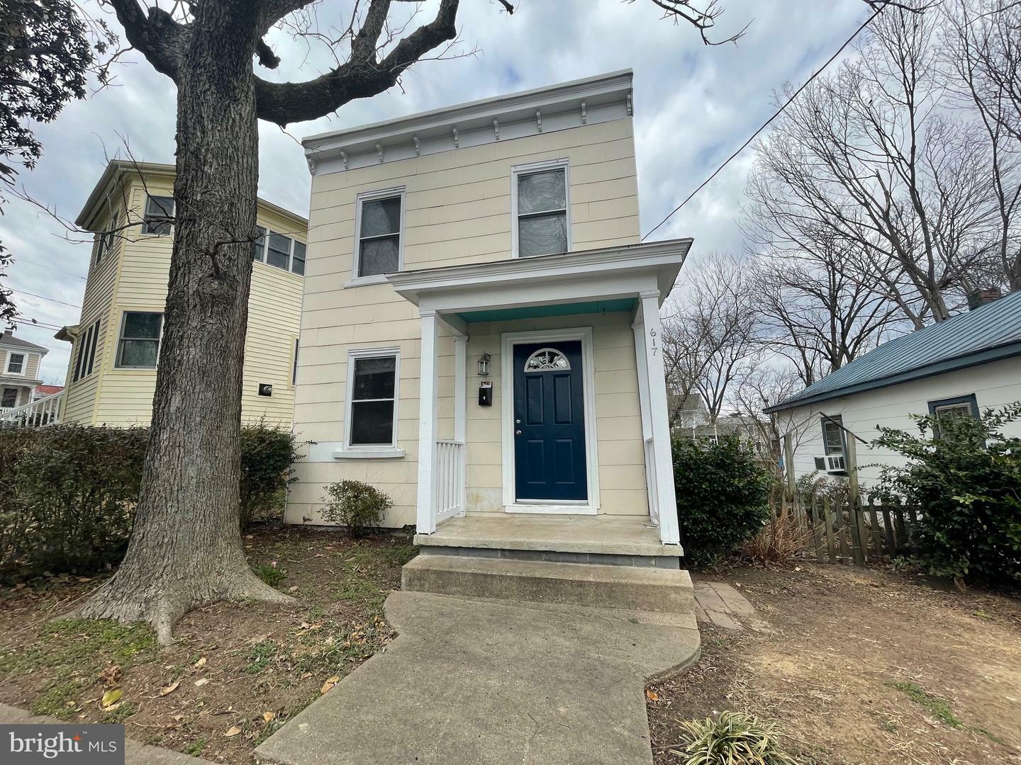 Property Photo:  617 Charlotte Street  VA 22401 