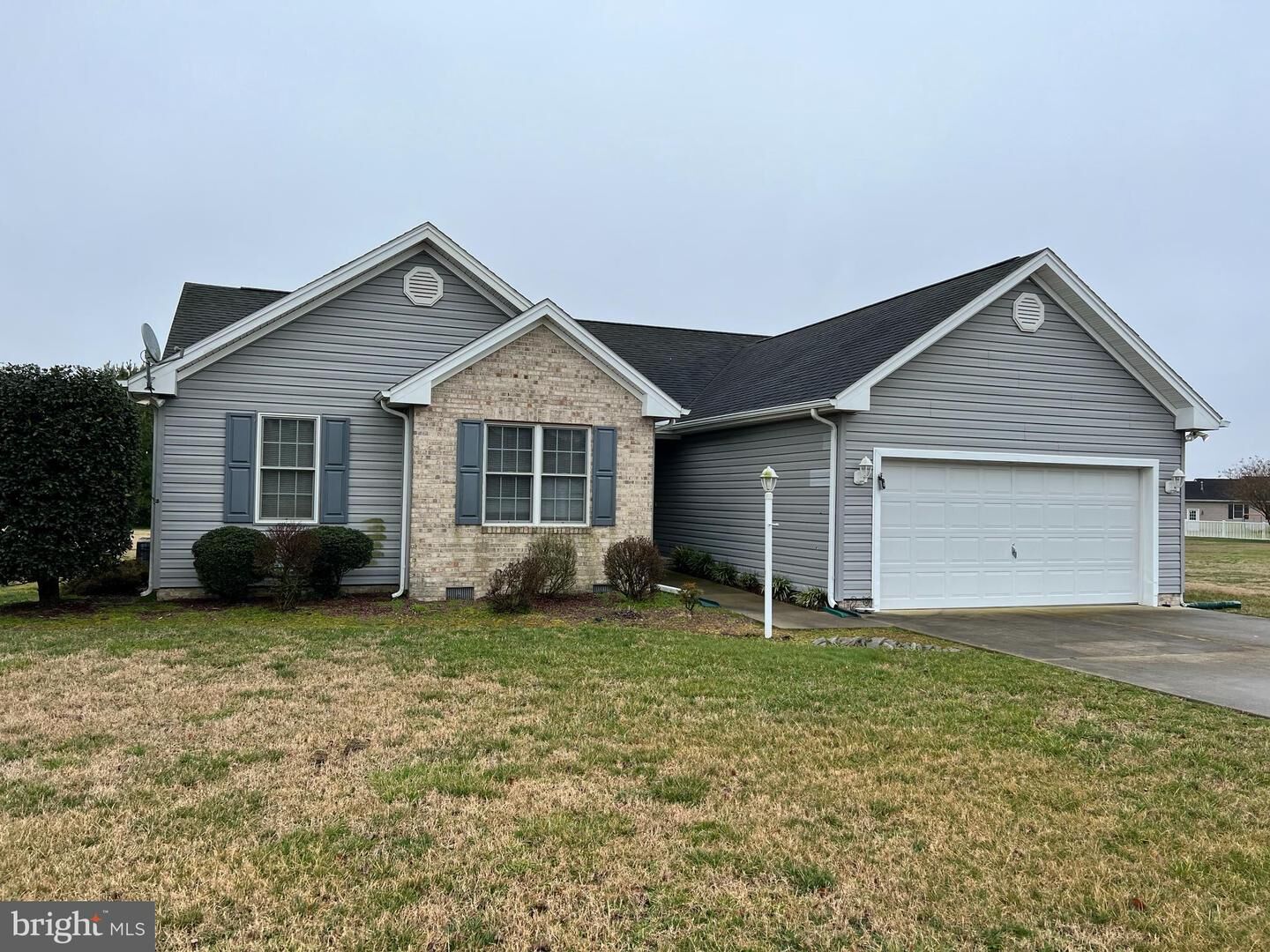 Property Photo:  504 N Winding Brooke Drive  DE 19973 