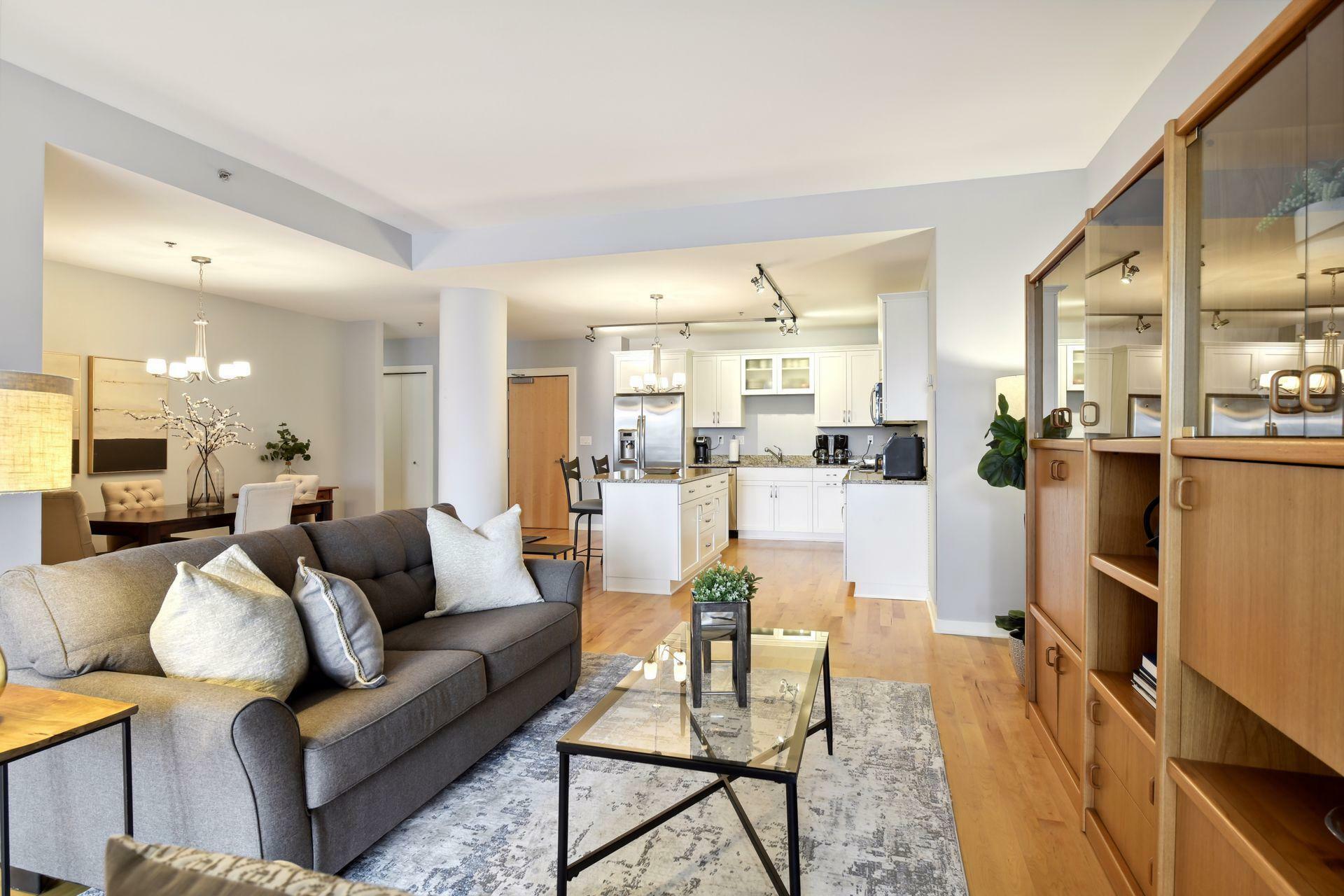 Property Photo: 215 10th Avenue S 621 MN 55415