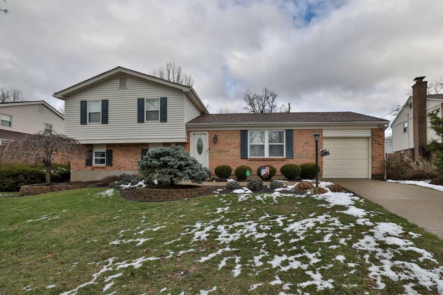 Property Photo:  5052 Francisvalley Ct  OH 45238 