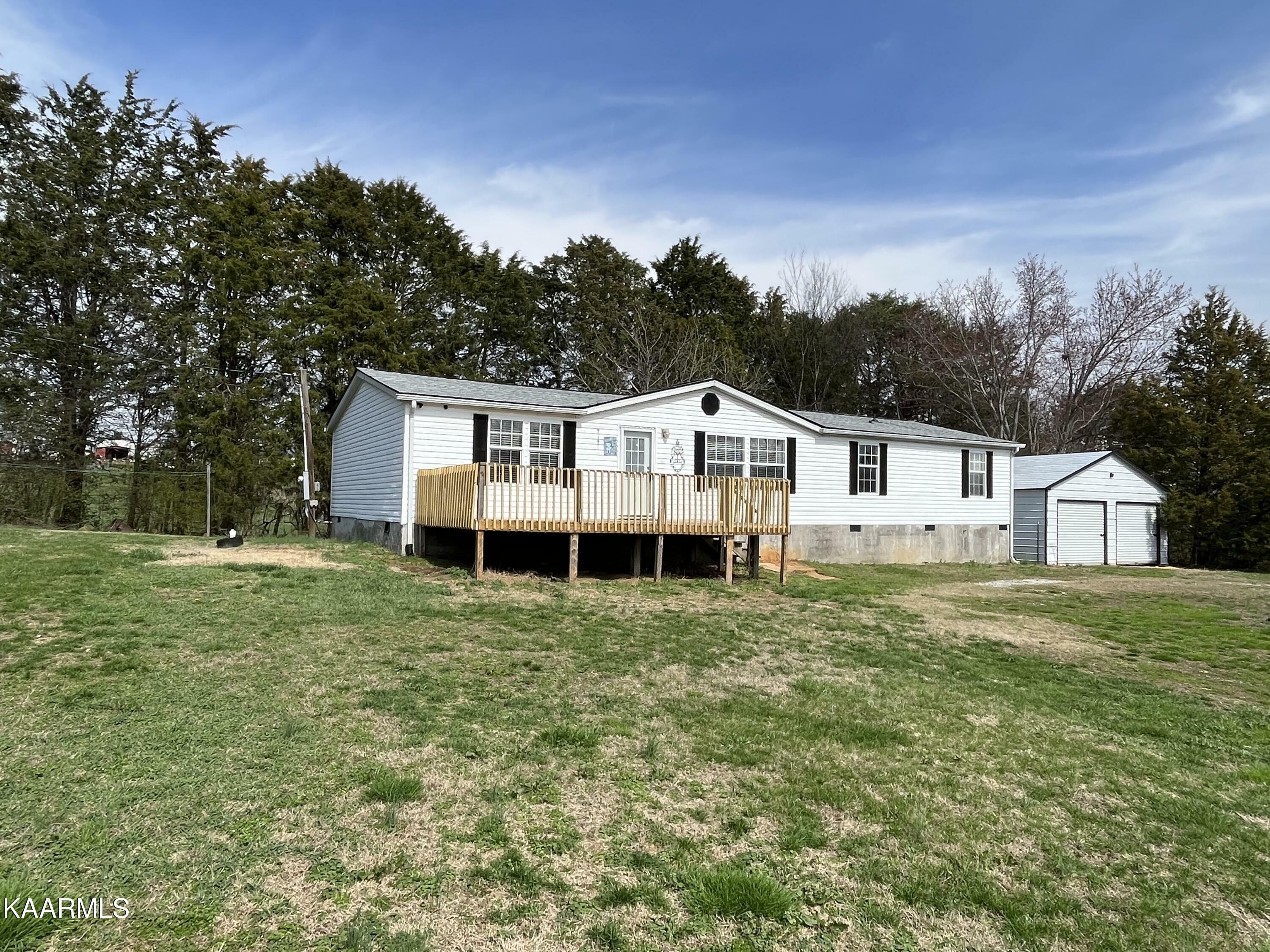 Property Photo:  127 N Fork Rd  TN 37354 