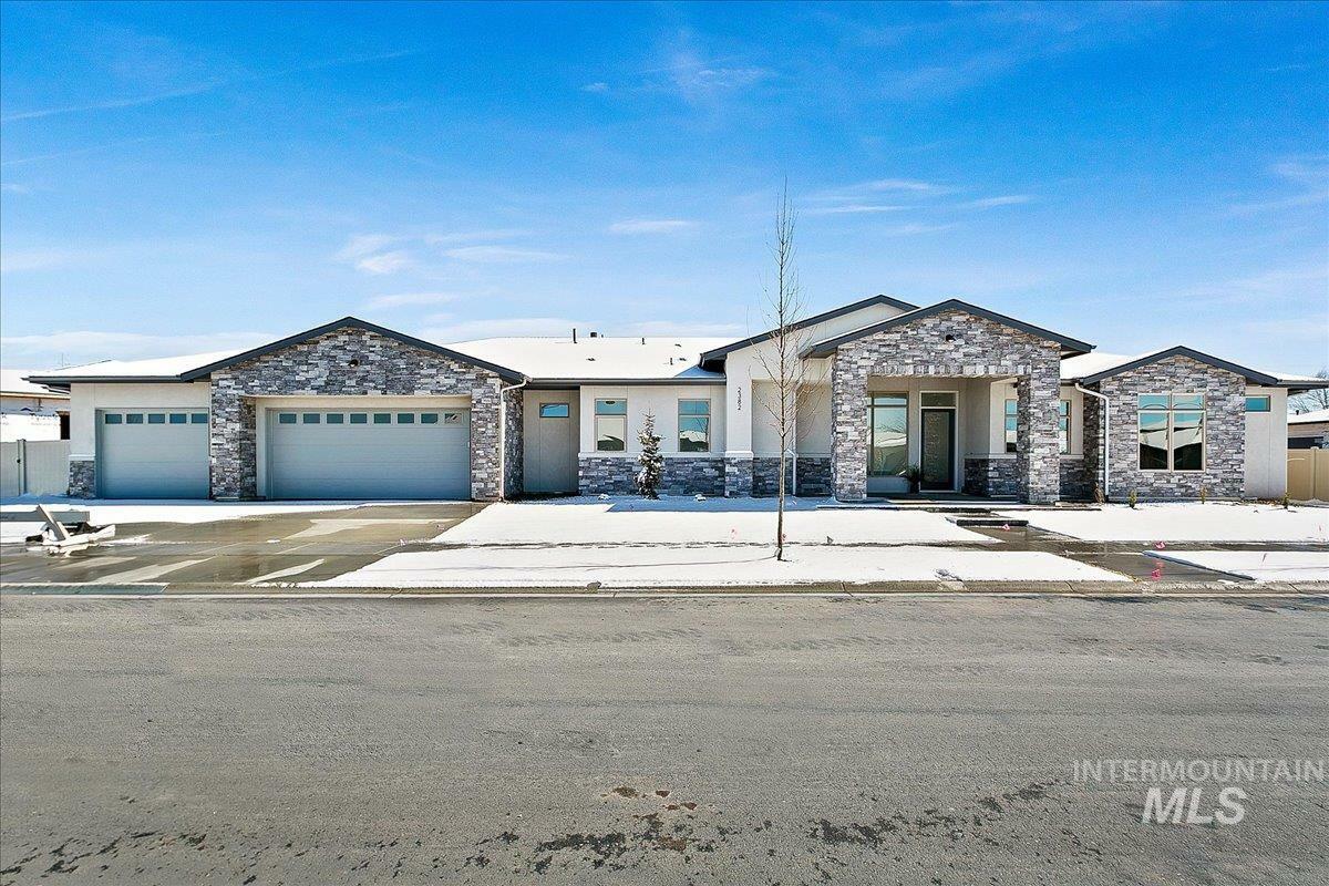 Property Photo:  2382 S Grinberg Pl.  ID 83642 