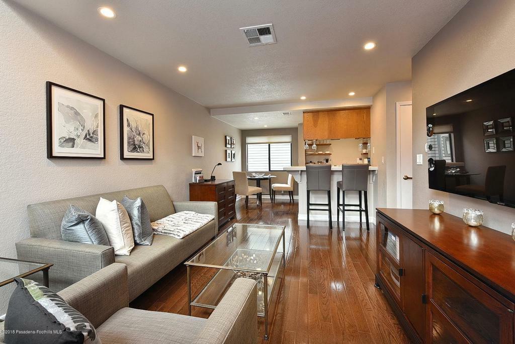 Property Photo: 279 E Glenarm Street 10 CA 91106