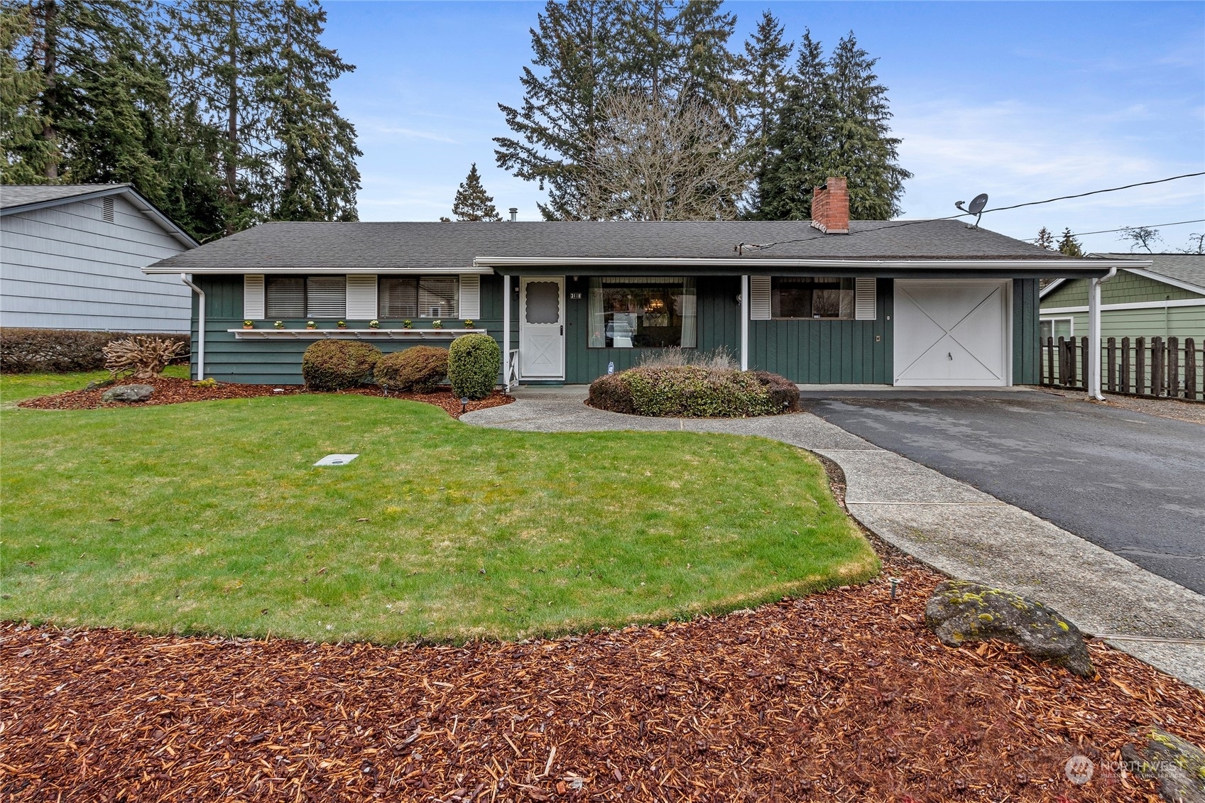 Property Photo:  3118 Carolyn Drive W  WA 98466 