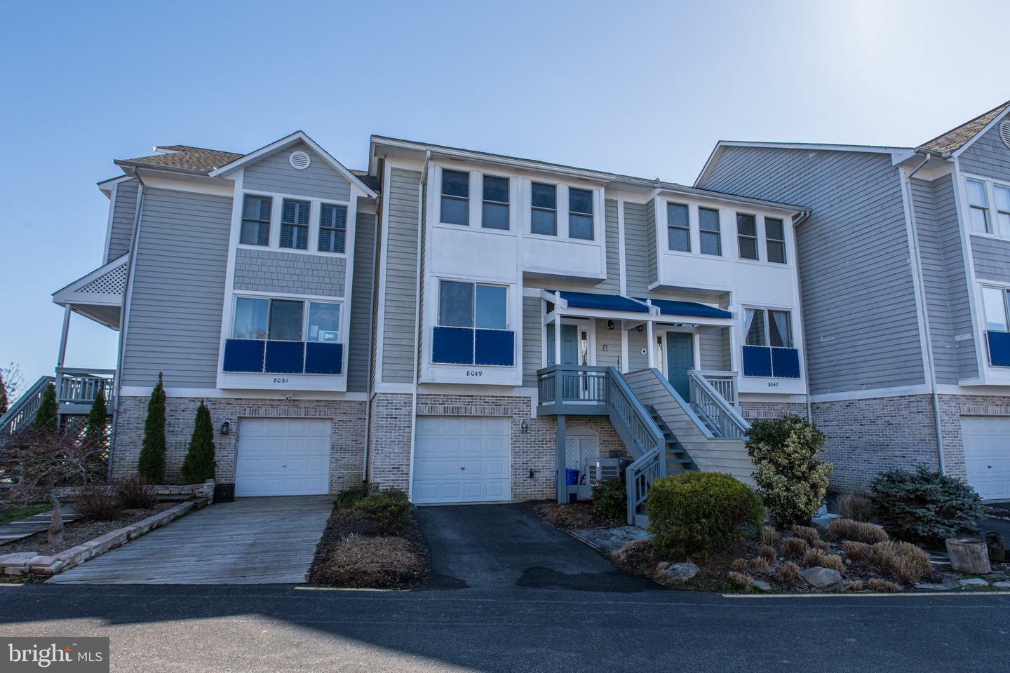 Property Photo:  8049 Windward Key Drive  MD 20732 