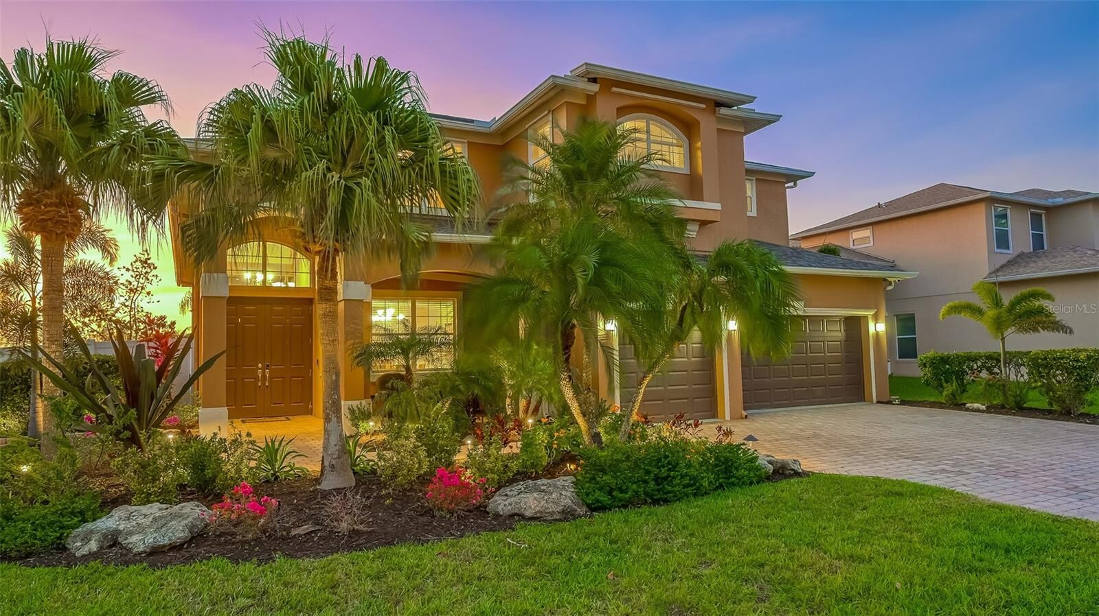 Property Photo: 6638 37th Street E FL 34243