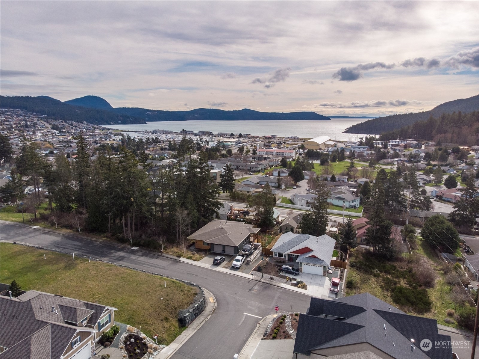 Property Photo:  2712 Geer Lane  WA 98221 