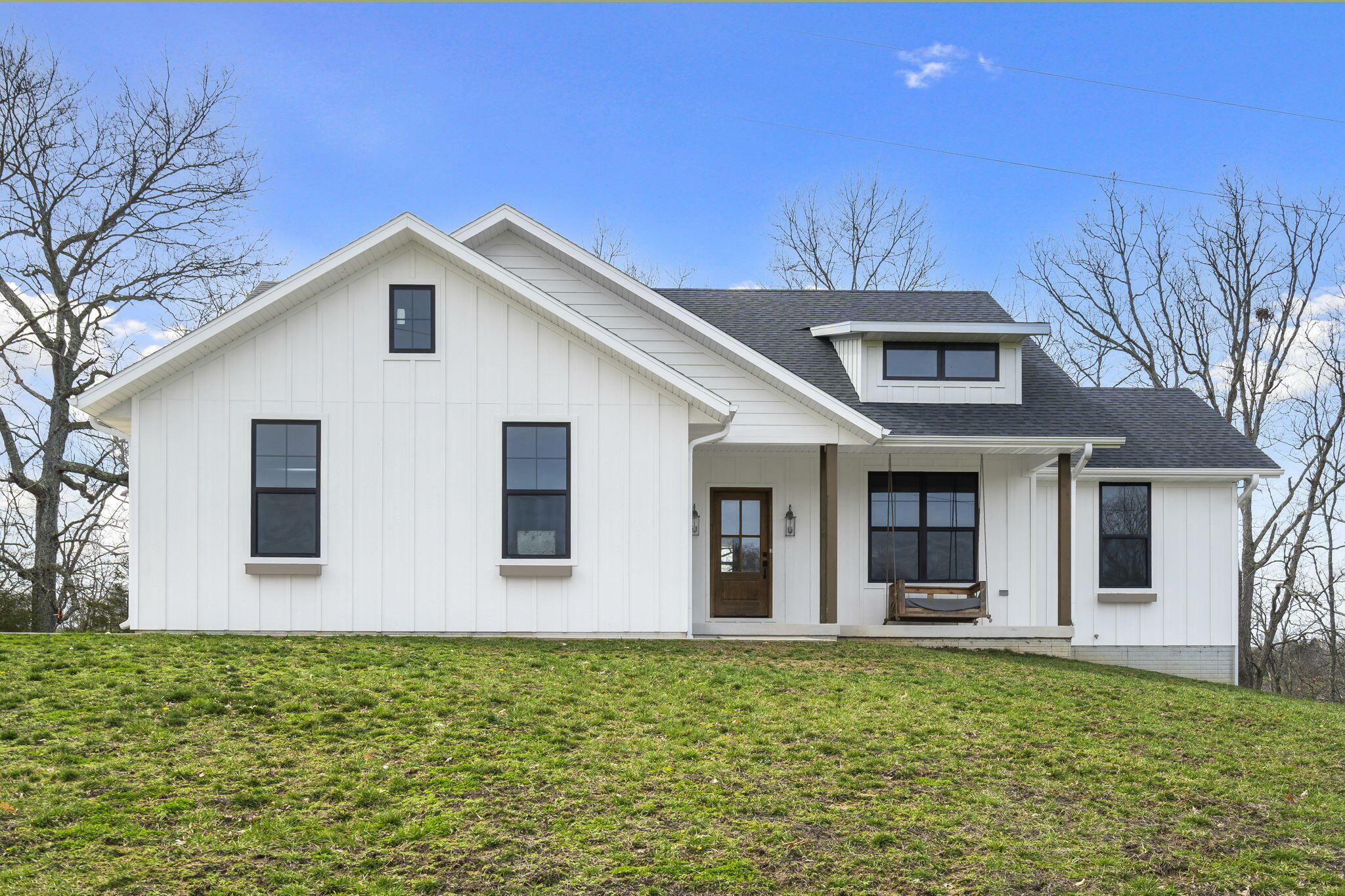 Property Photo: 1352 Johnson Road MO 65753