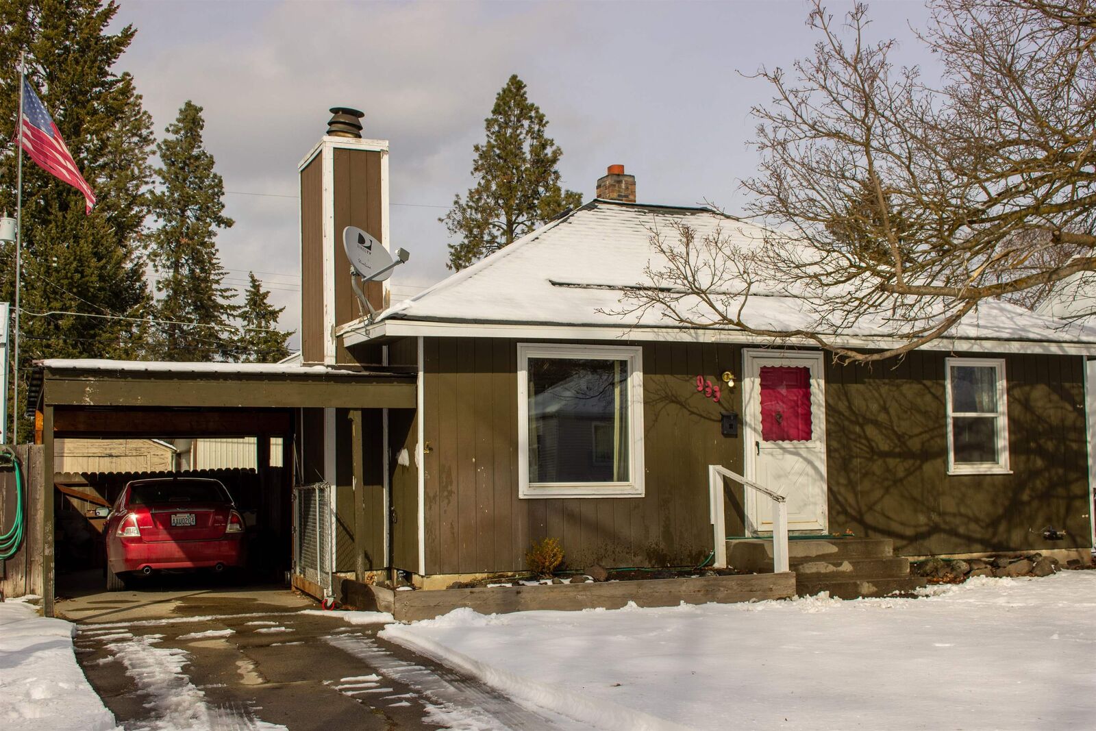 Property Photo: 933 E 39th Ave WA 99203