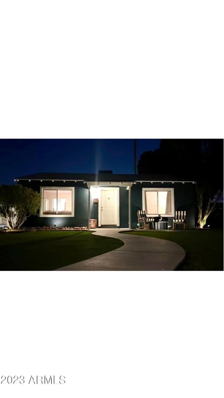 Property Photo:  1221 E Oregon Avenue  AZ 85014 