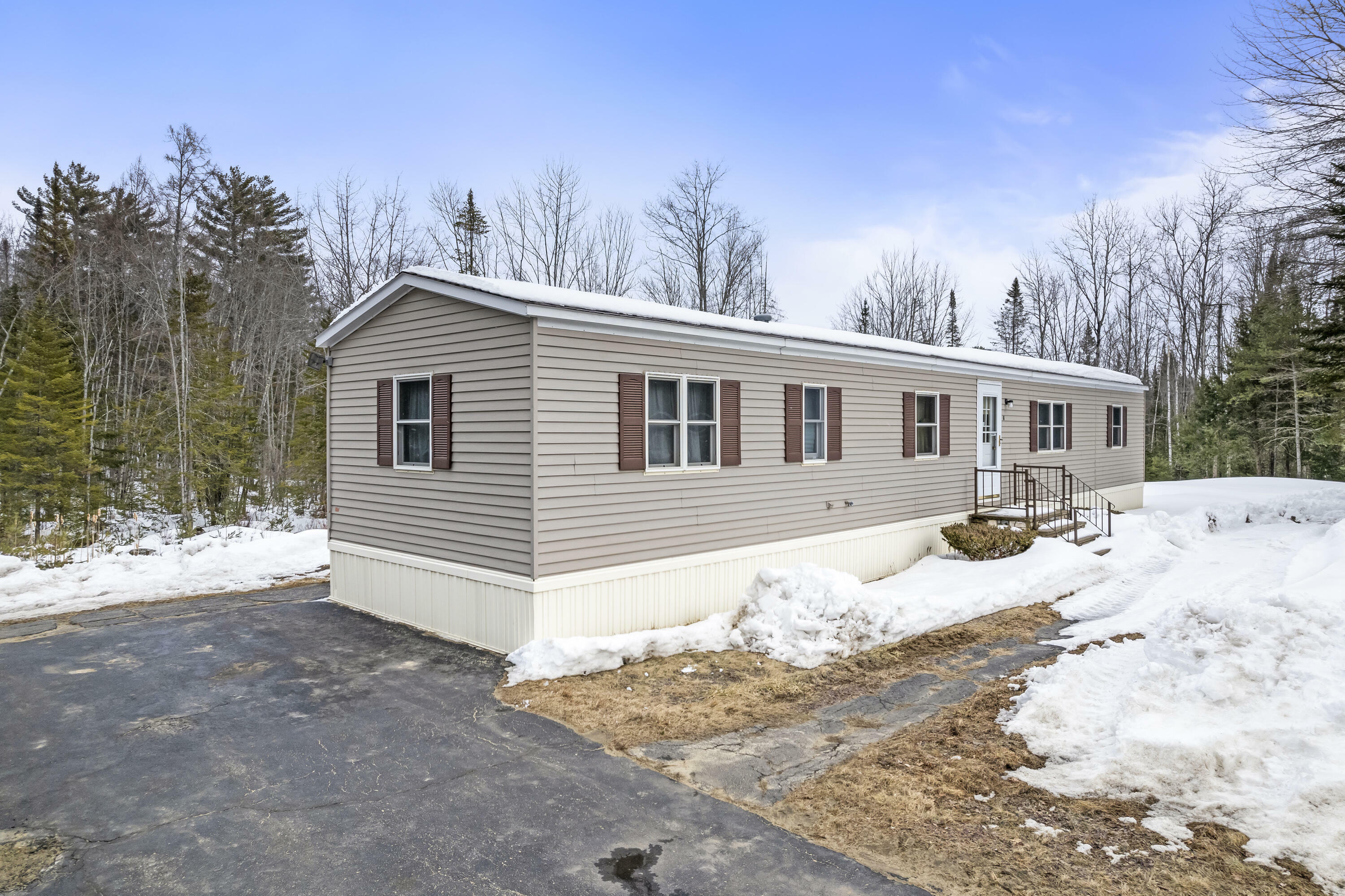 Property Photo: 6 Patterson Road ME 04256