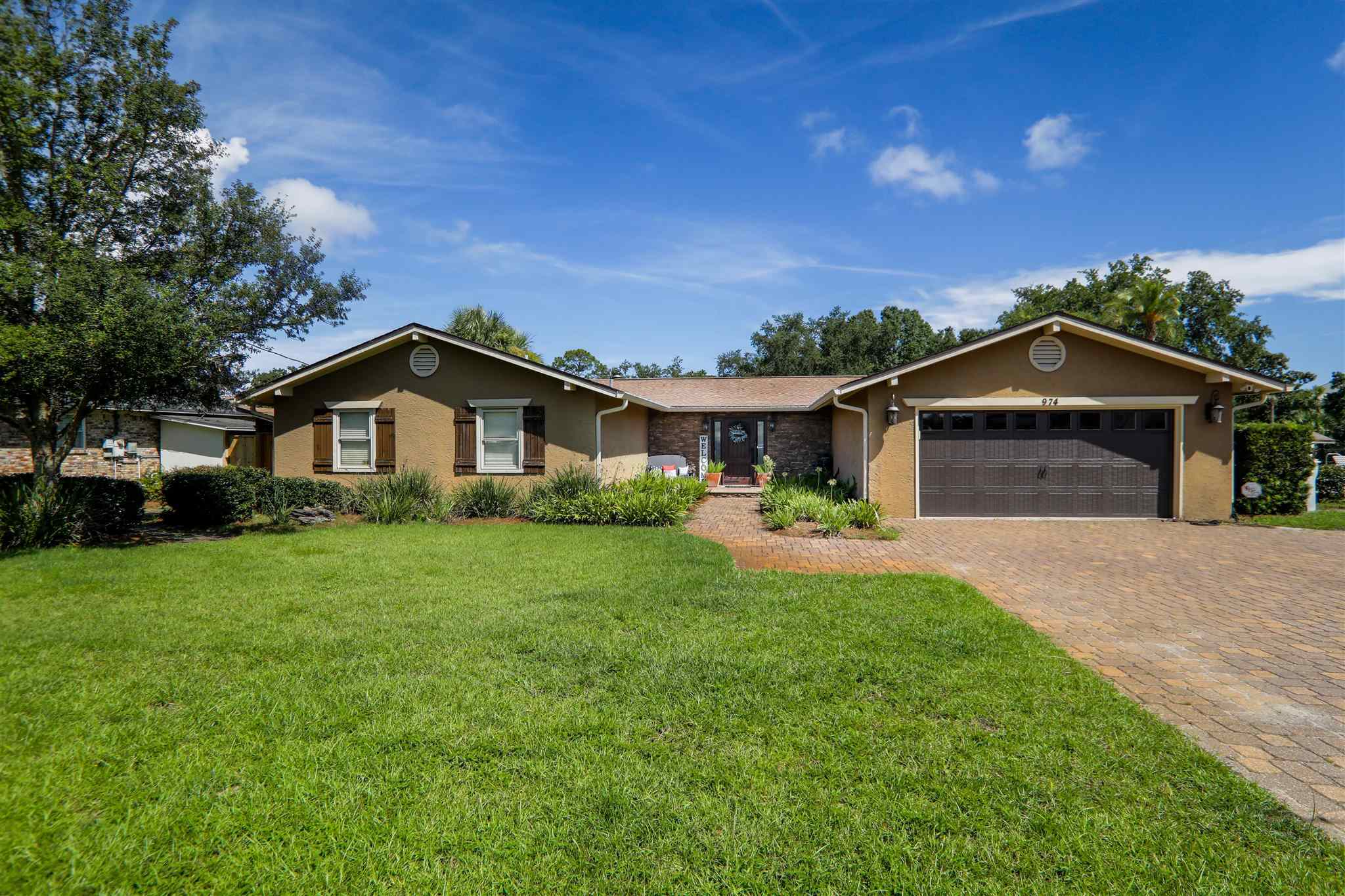 Property Photo:  974 Aquamarine Dr  FL 32563 