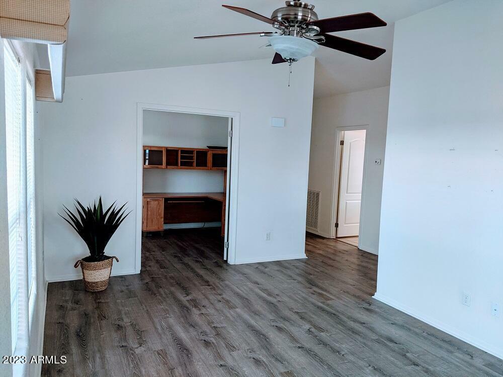 Property Photo:  120 N Val Vista Drive 91  AZ 85213 