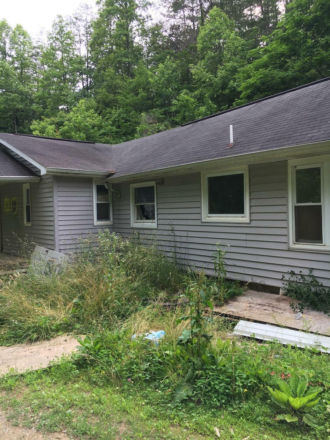 Property Photo:  4139 Pearl Valley Rd  TN 37876 