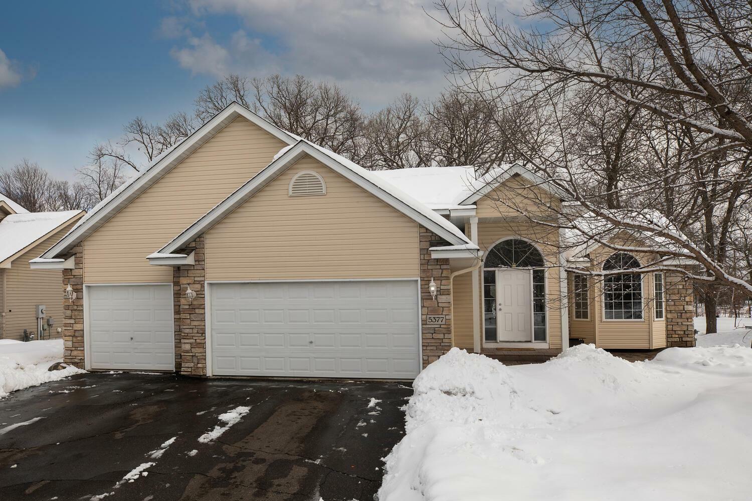 Property Photo:  5377 Highland Trail  MN 55309 