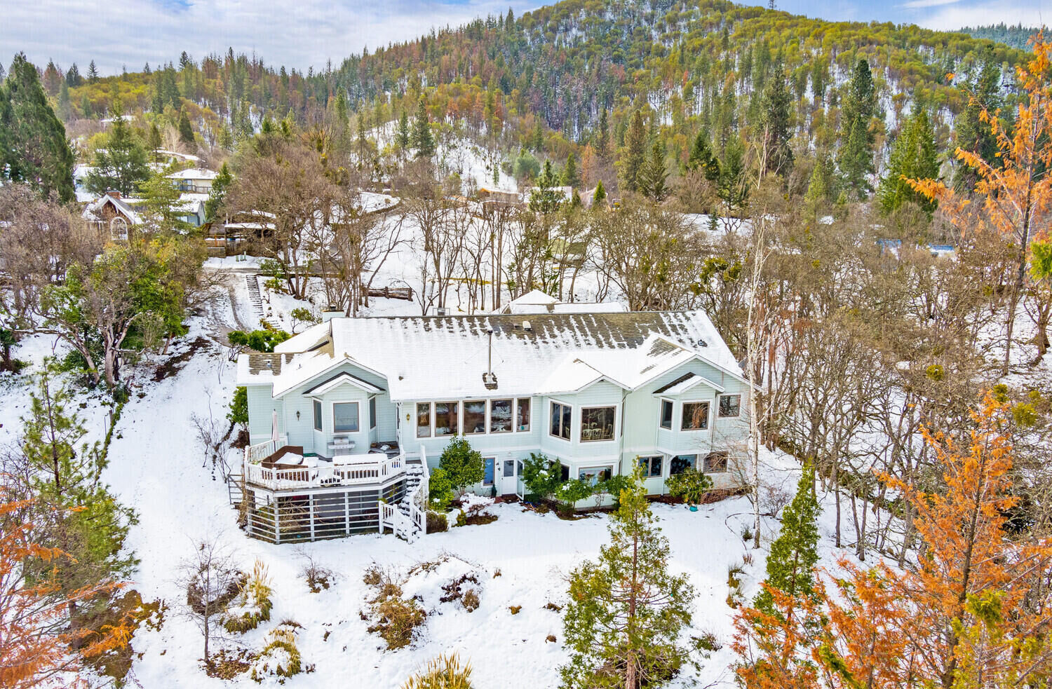 Property Photo: 1725 Bristol Street OR 97520