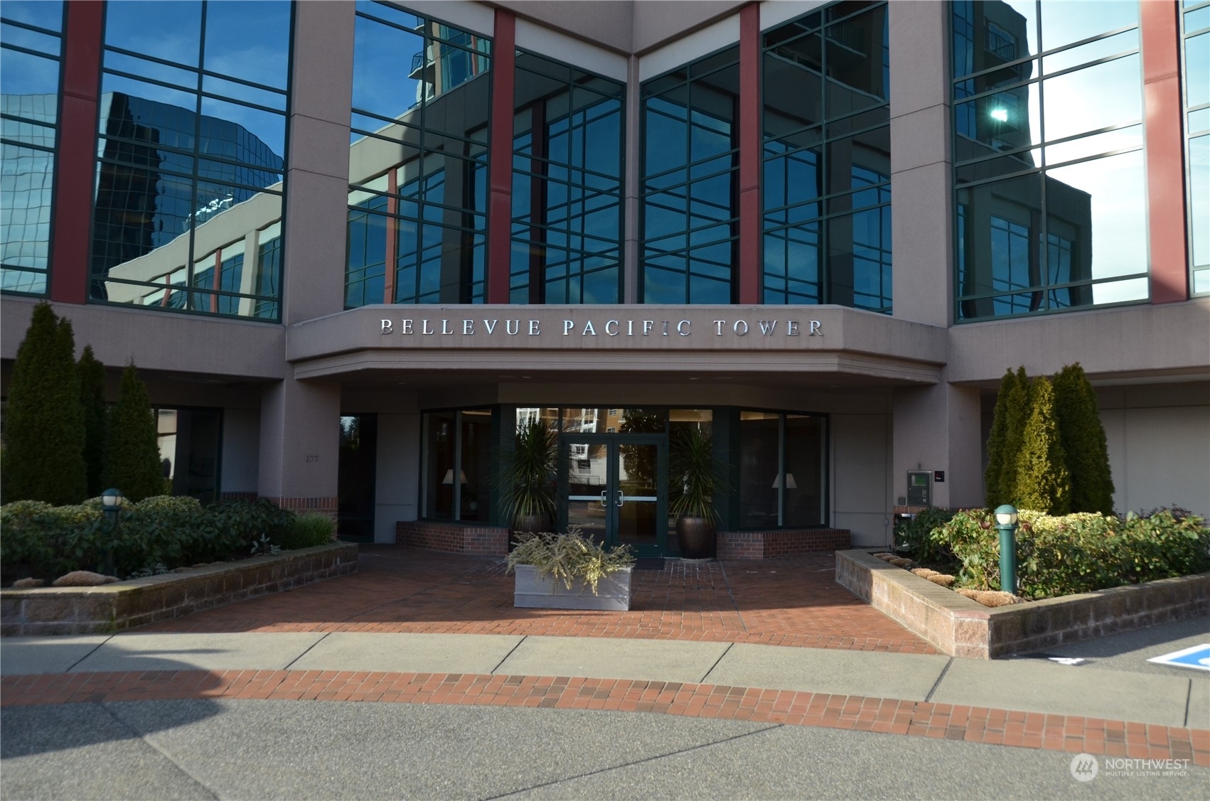 177 107th Avenue NE 2101  Bellevue WA 98004 photo