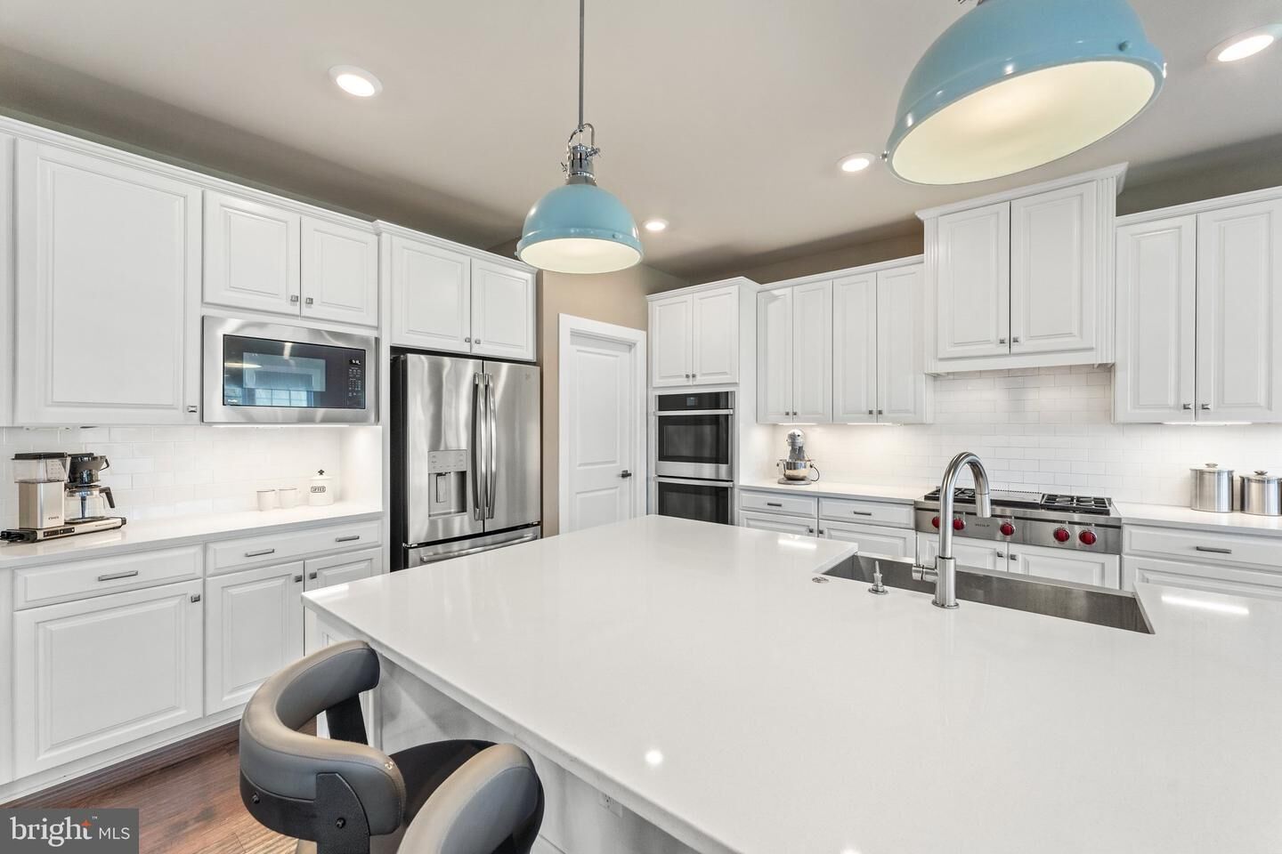 Property Photo:  23348 Swamp Oak Lane  VA 20105 