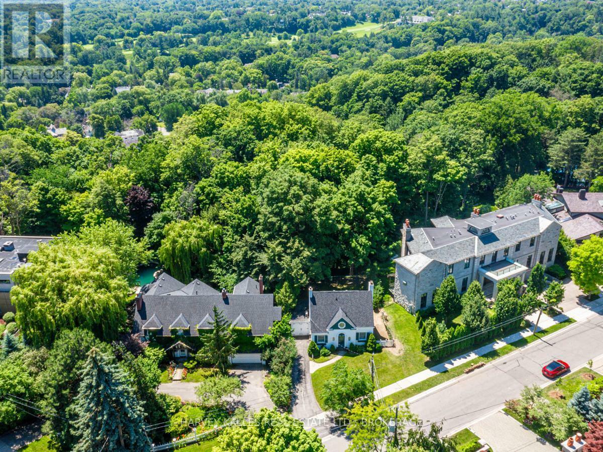 Property Photo:  61 Highland Crescent  ON M2L1G7 