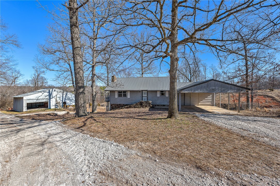 Property Photo:  3000 N Adams Road  AR 72704 