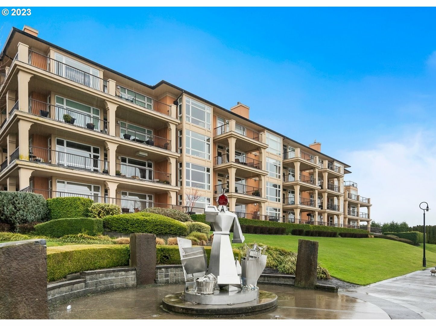 Property Photo: 2015 SE Columbia River Dr 120 WA 98661