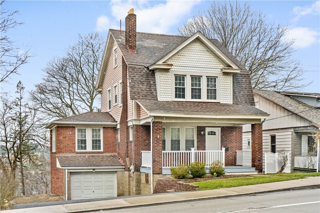 Property Photo: 1030 Greentree Road PA 15220