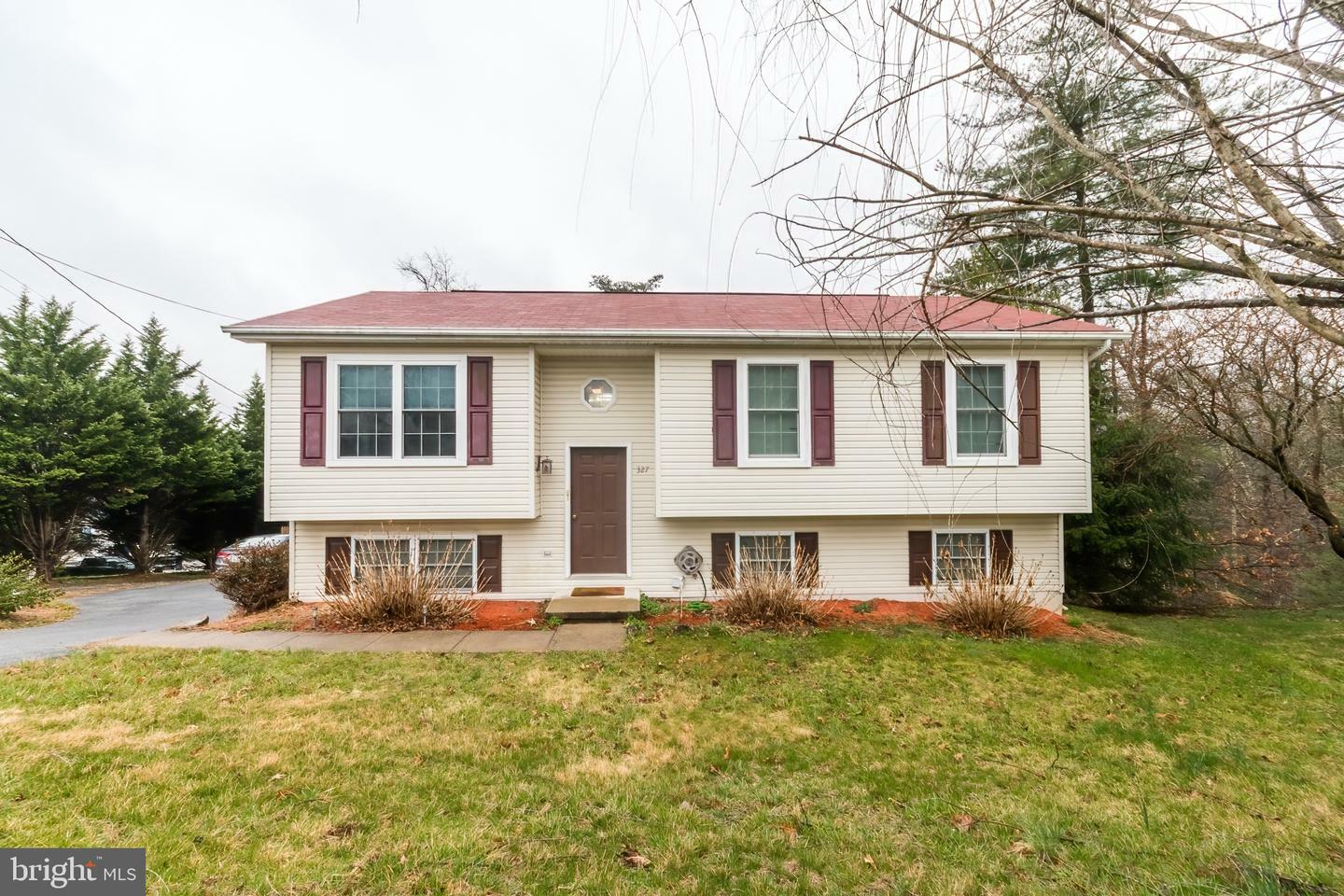 Property Photo:  327 Idyllwood Drive  WV 25428 