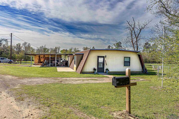 2105 Cherokee Trce  White Oak TX 75693 photo