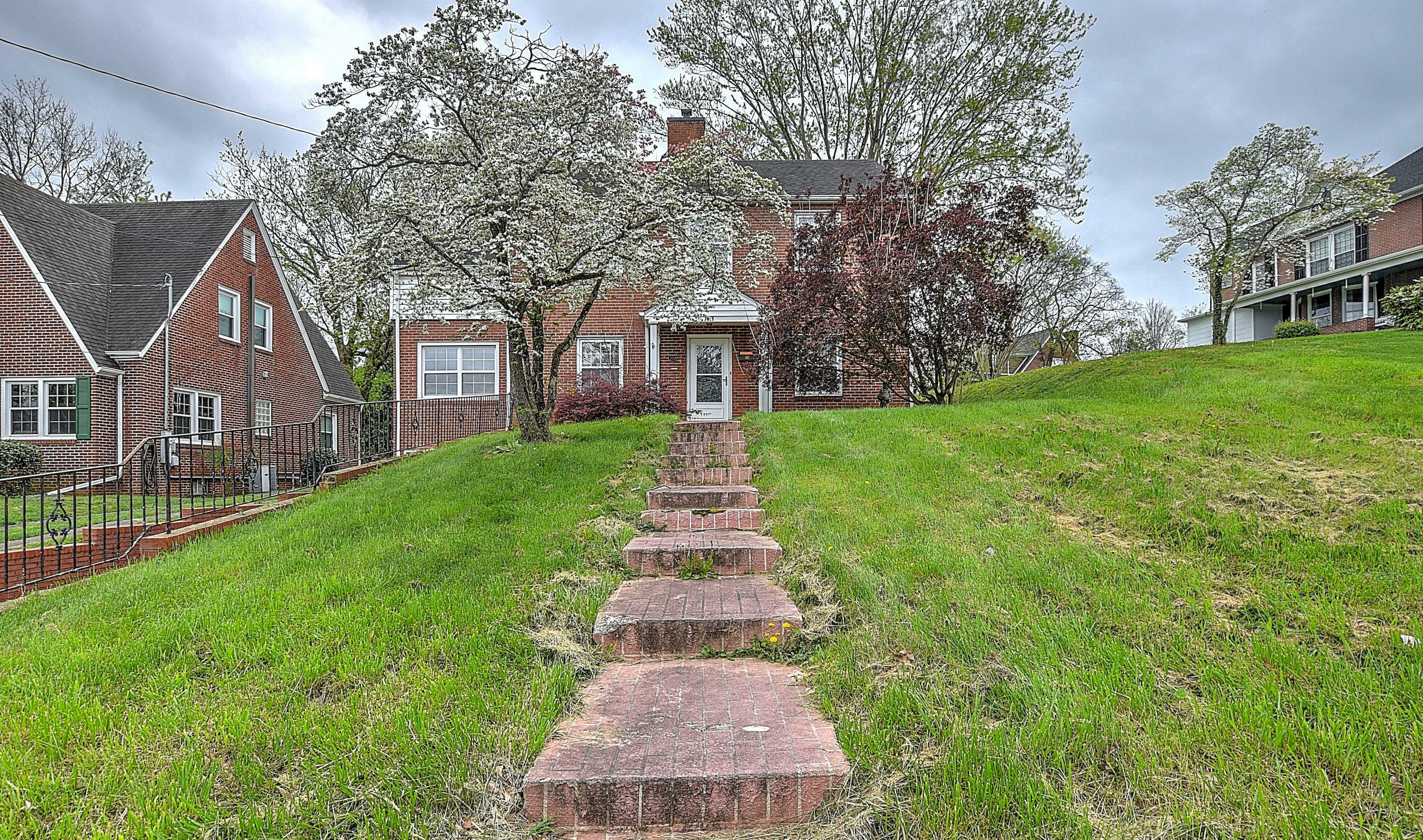 Property Photo:  113 Charles Street  TN 37743 