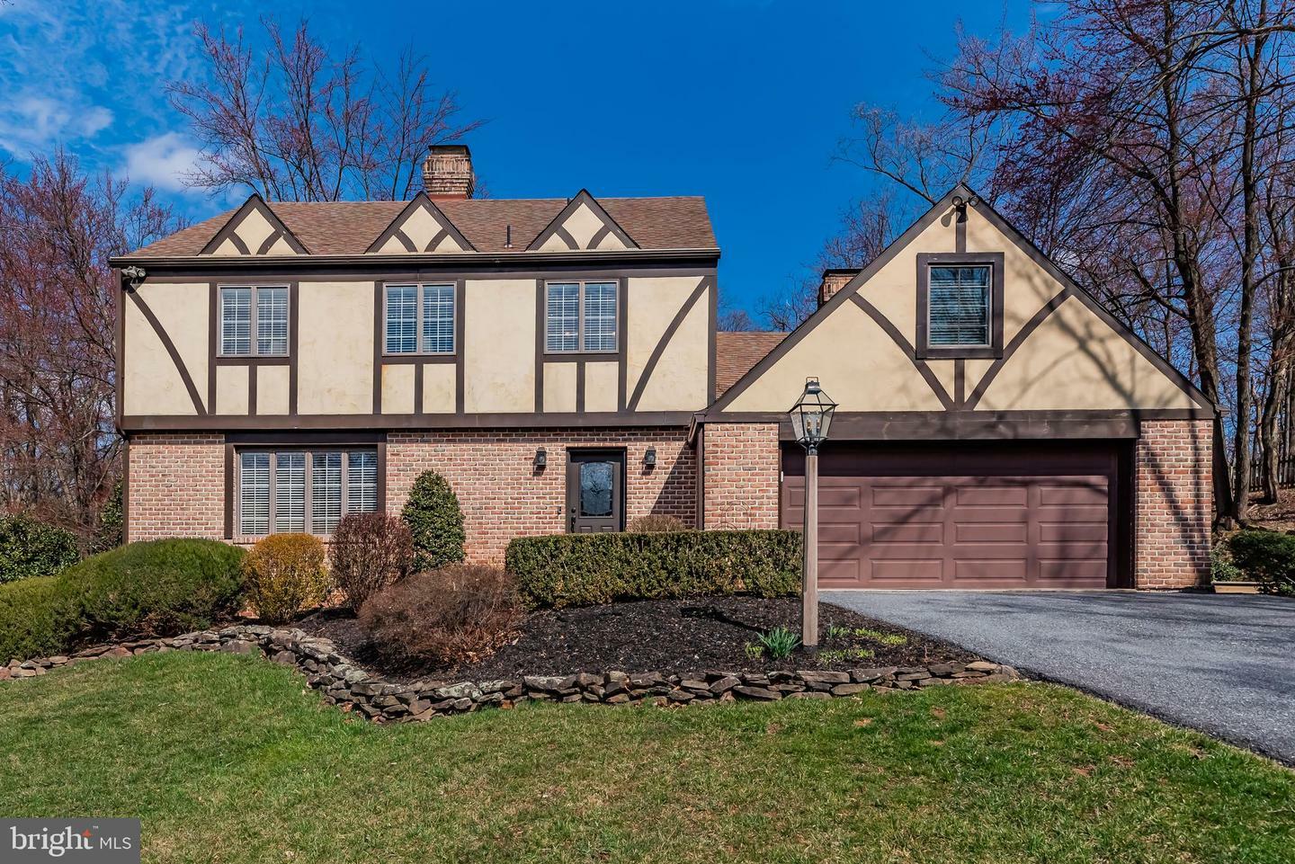Property Photo: 5 Pine Tree Drive PA 17070