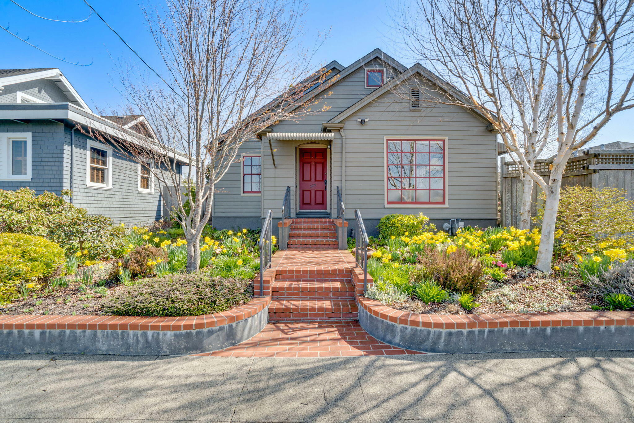 Property Photo: 2015 D Street CA 95501