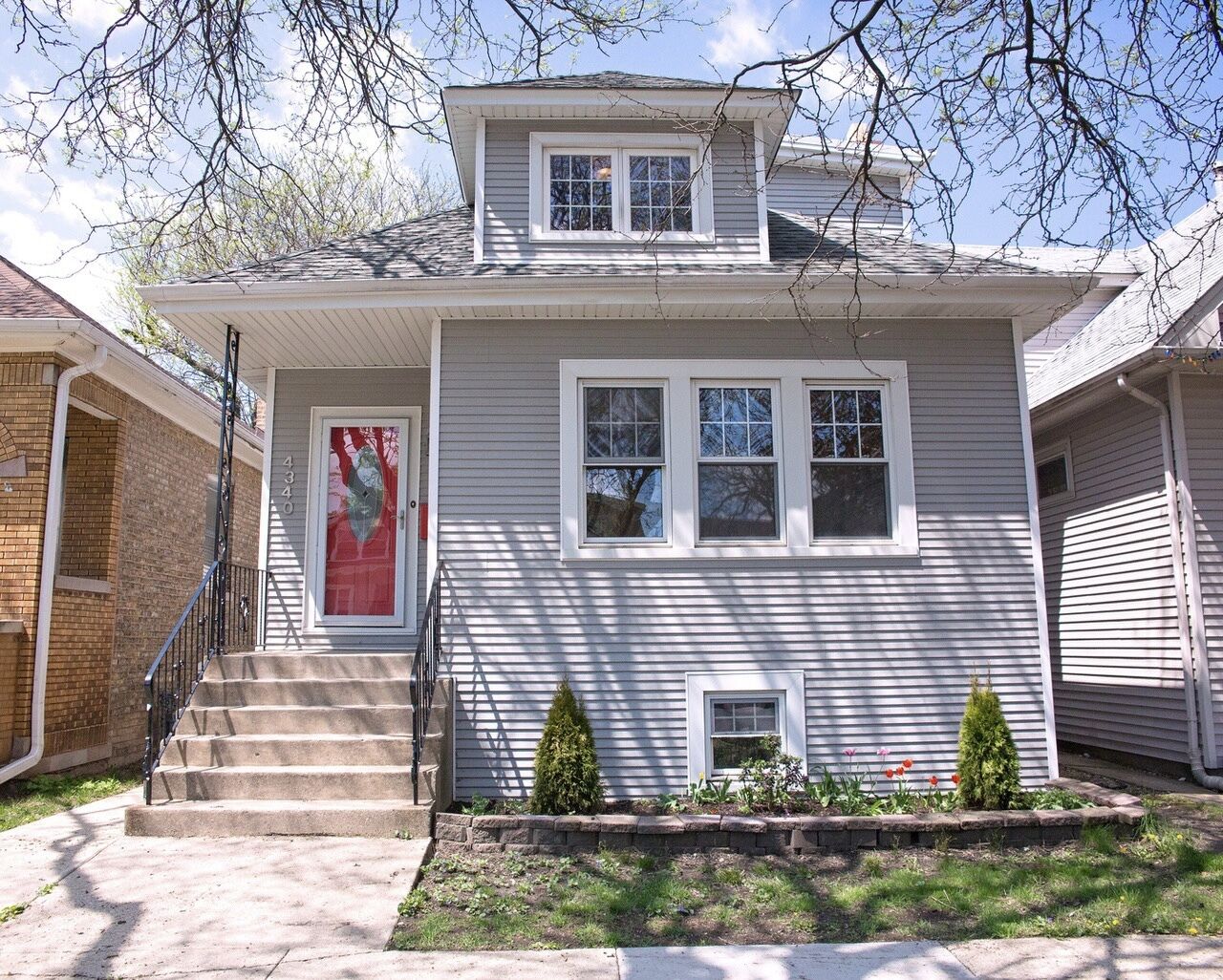 Property Photo: 4340 N Meade Avenue IL 60634