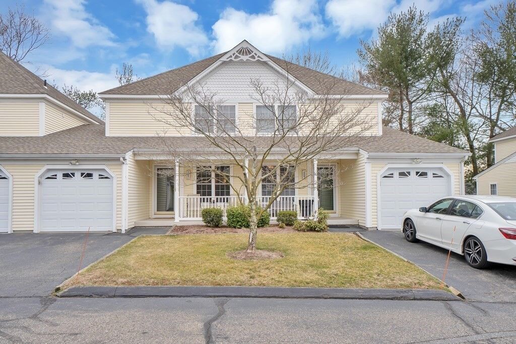 Property Photo:  289 New Haven Ave U  CT 06460 