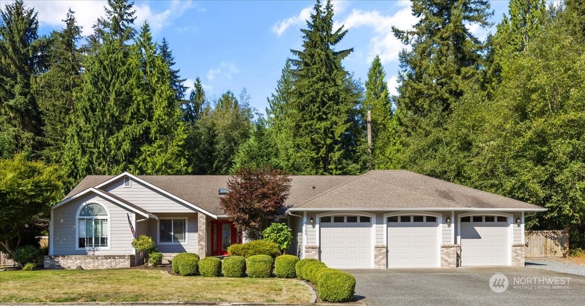 Property Photo:  26102 47th Drive NE  WA 98223 