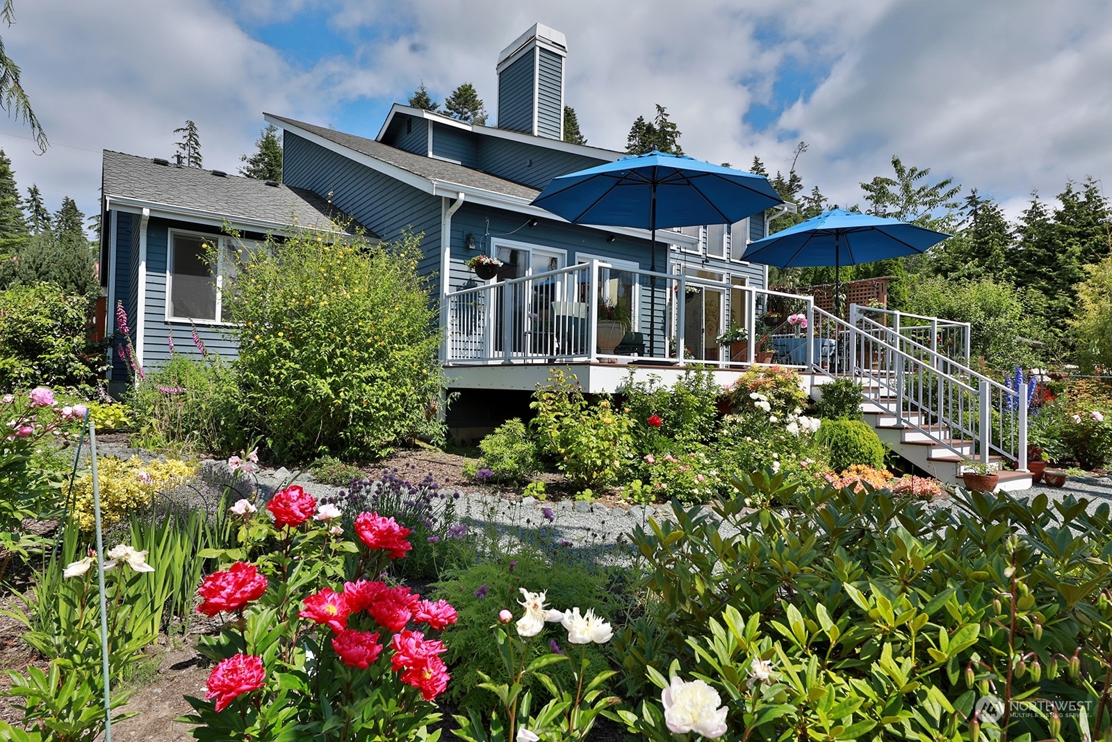Property Photo: 3594 Holmes View Drive WA 98260