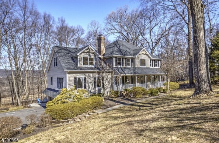 29 Cromwell Dr  Chester Twp. NJ 07930 photo