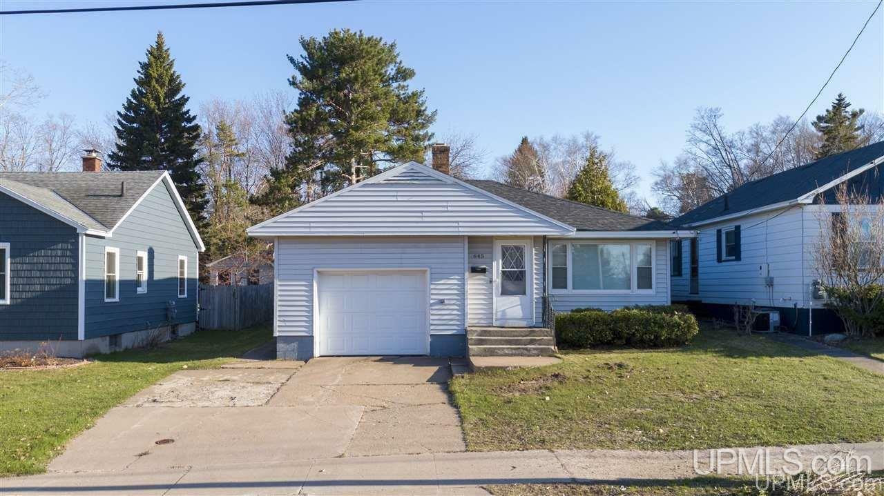 Property Photo:  645 W Magnetic St  MI 49855 