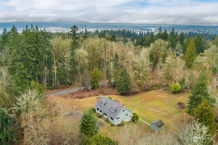 Property Photo: 1935 Mountain View Road E WA 98366